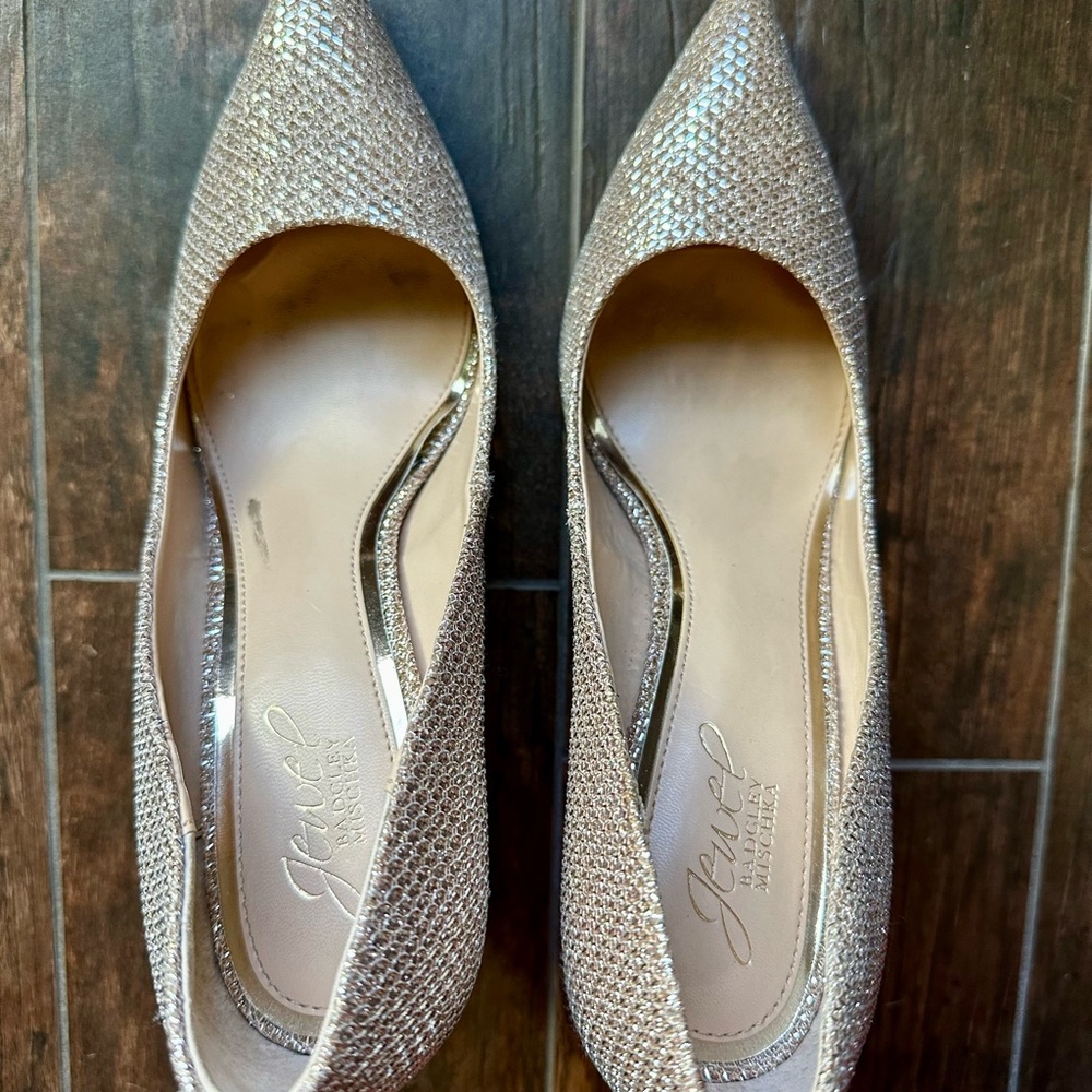 Pointed Toe Sparkly Gold Heel, Jewel Badgley Mischka, Size 9 - Picture 3 of 9